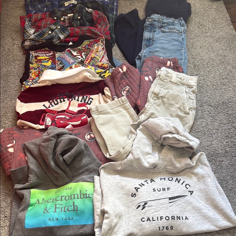 Toddler boys size 5/6 clothing bundle